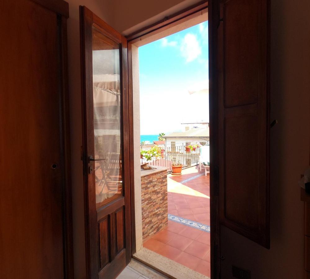 Terrazza Lungomare Villa Caronia Marina Exterior photo