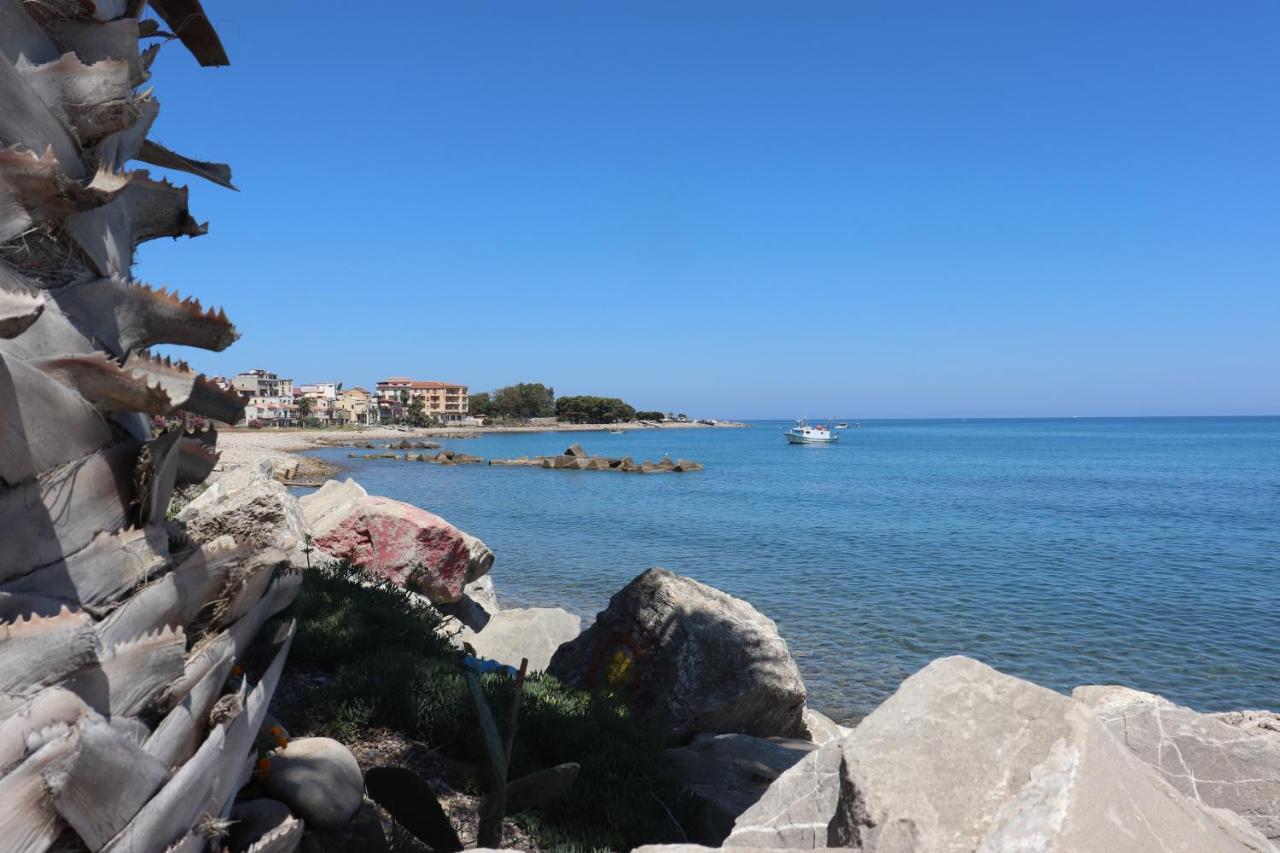 Terrazza Lungomare Villa Caronia Marina Exterior photo